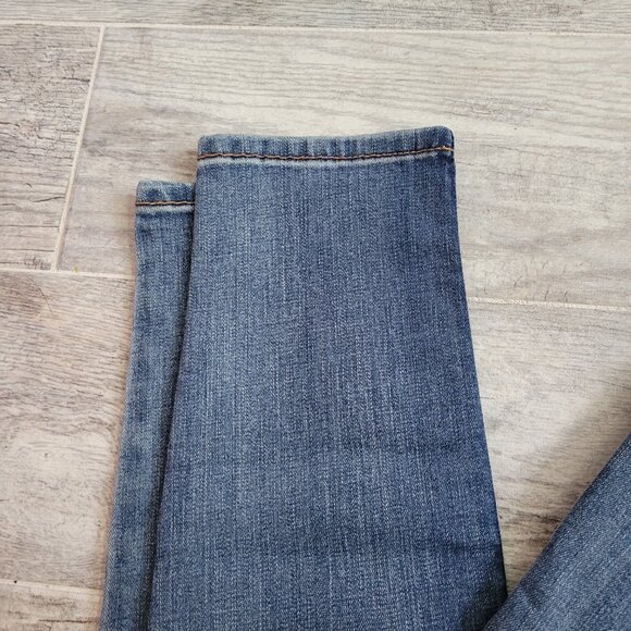 Seven7 Jeans Women's 14 Blue Denim Tummy Slimming Straight Leg Pants NWT - Picture 3 of 8
